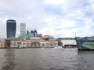 11815 London Bridge Skyline